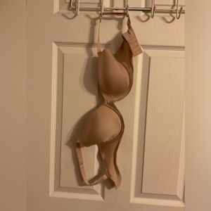 T shirt bra 34D DM7543